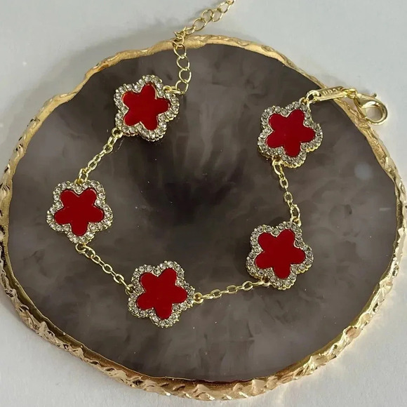 Fashion Five Flower Link Red Rhinestone Bracelet - Picture 2 of 6